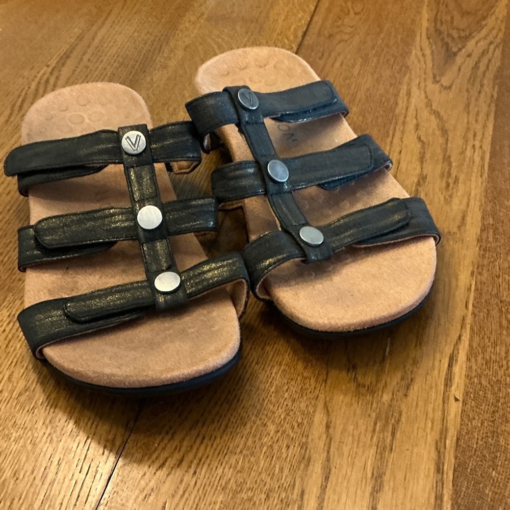 Woman’s Vionic black metallic strap slide sandal. Size 7. Velcro. Barely worn!